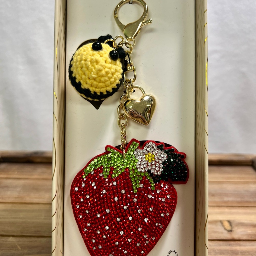 Eye Candy Strawberry & Bee Purse Charm - Picture 2 of 3